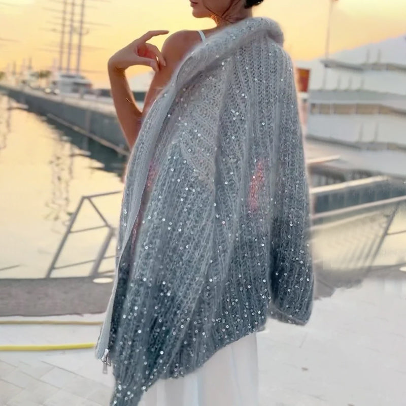 スパンコール付きの無地ニットセーター