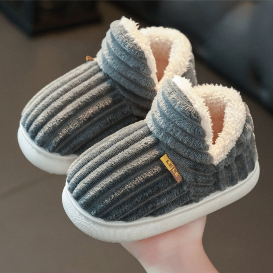 Papuci ultra-confortabili – căldură și confort garantate